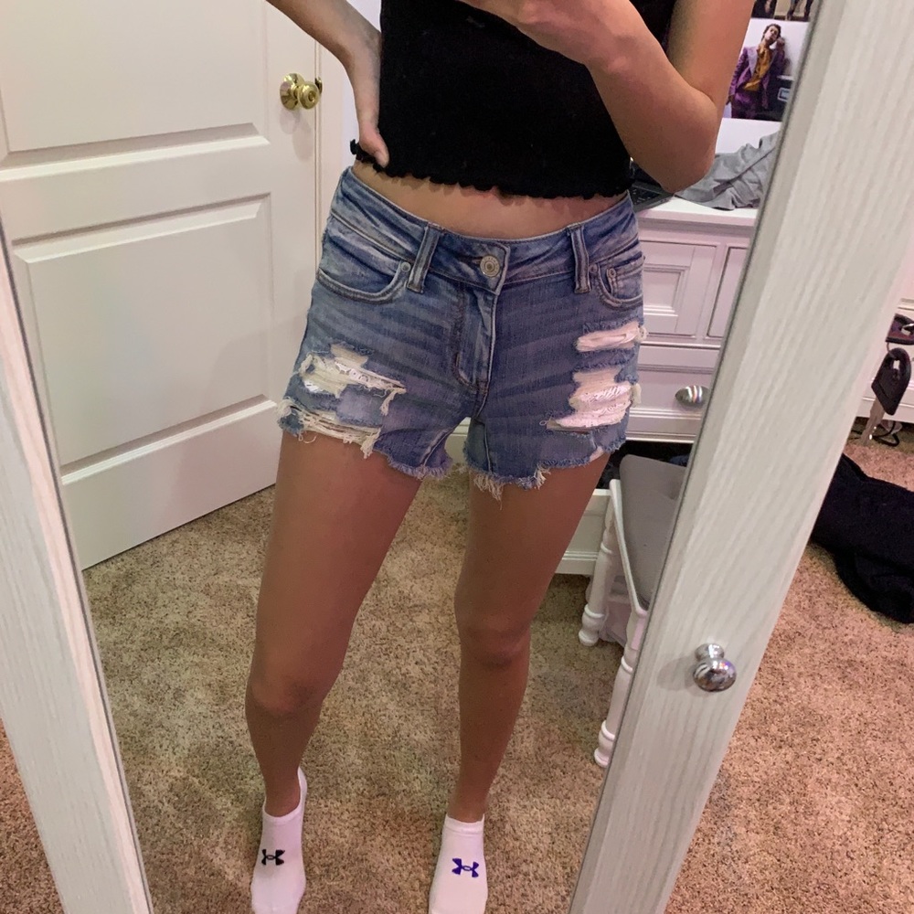 American Eagle Lightwash Jean Shorts